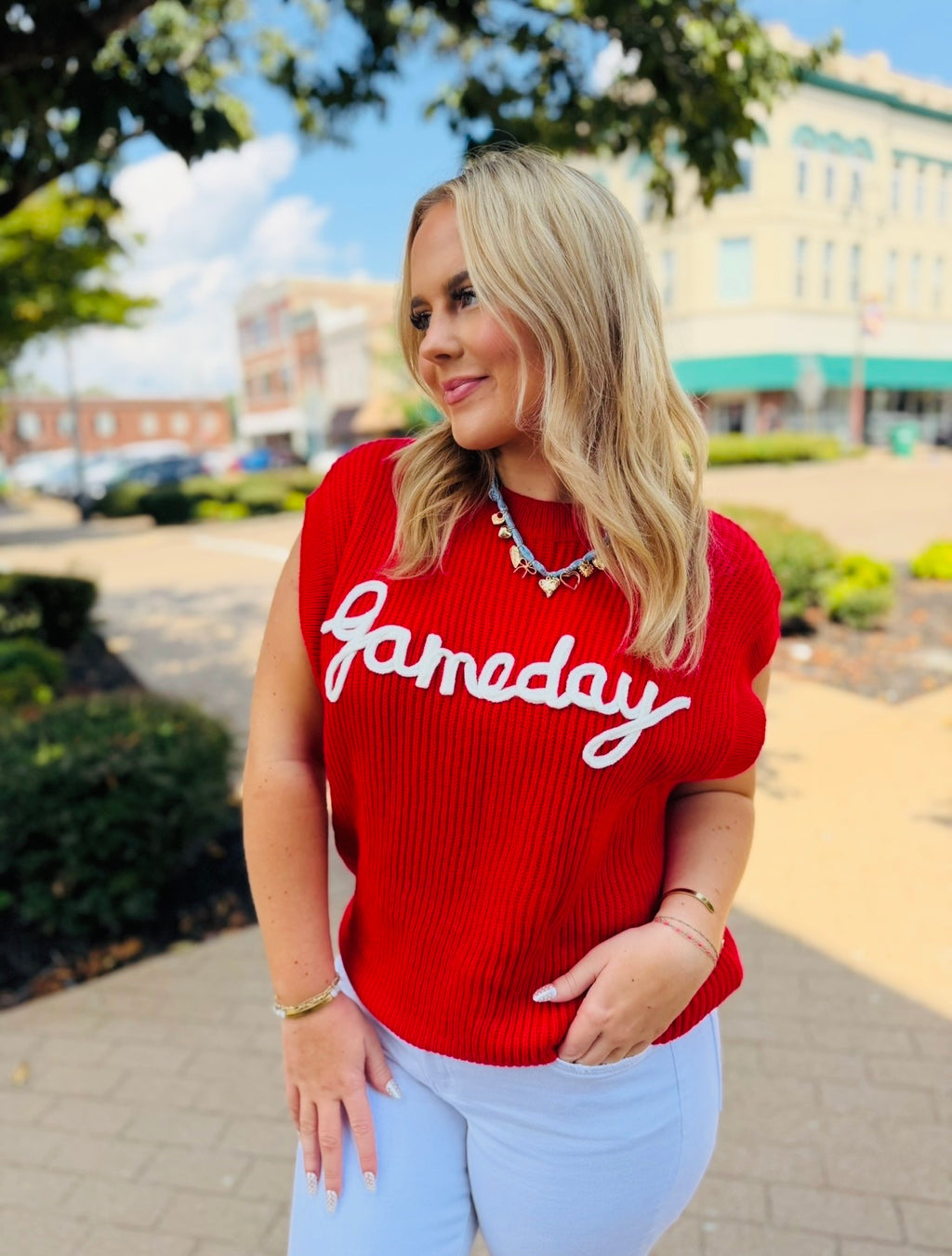 Game-Day Embroidered Sweater Vest- Red❤️